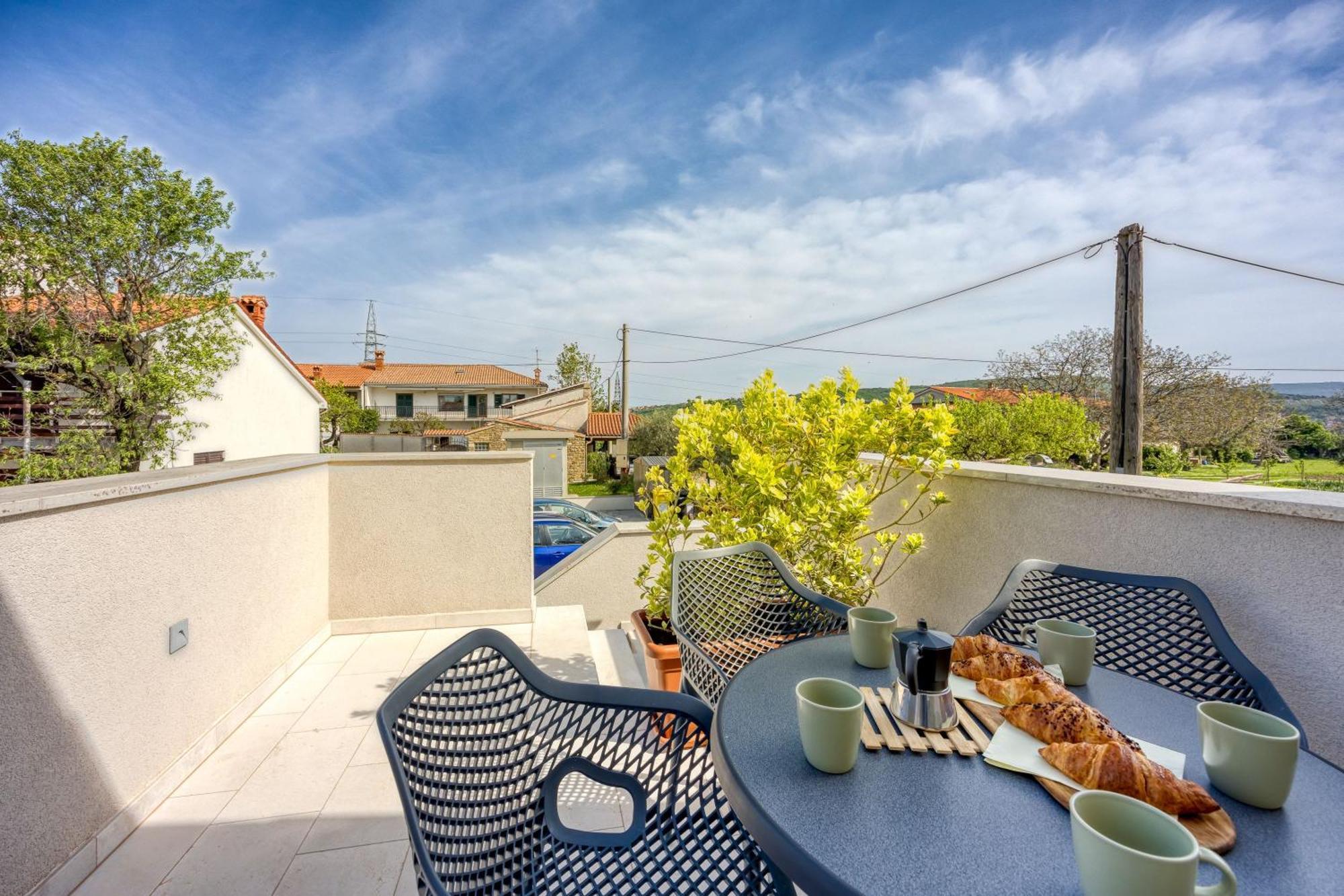 PobegiIstrian Casa Pr Marici公寓 外观 照片