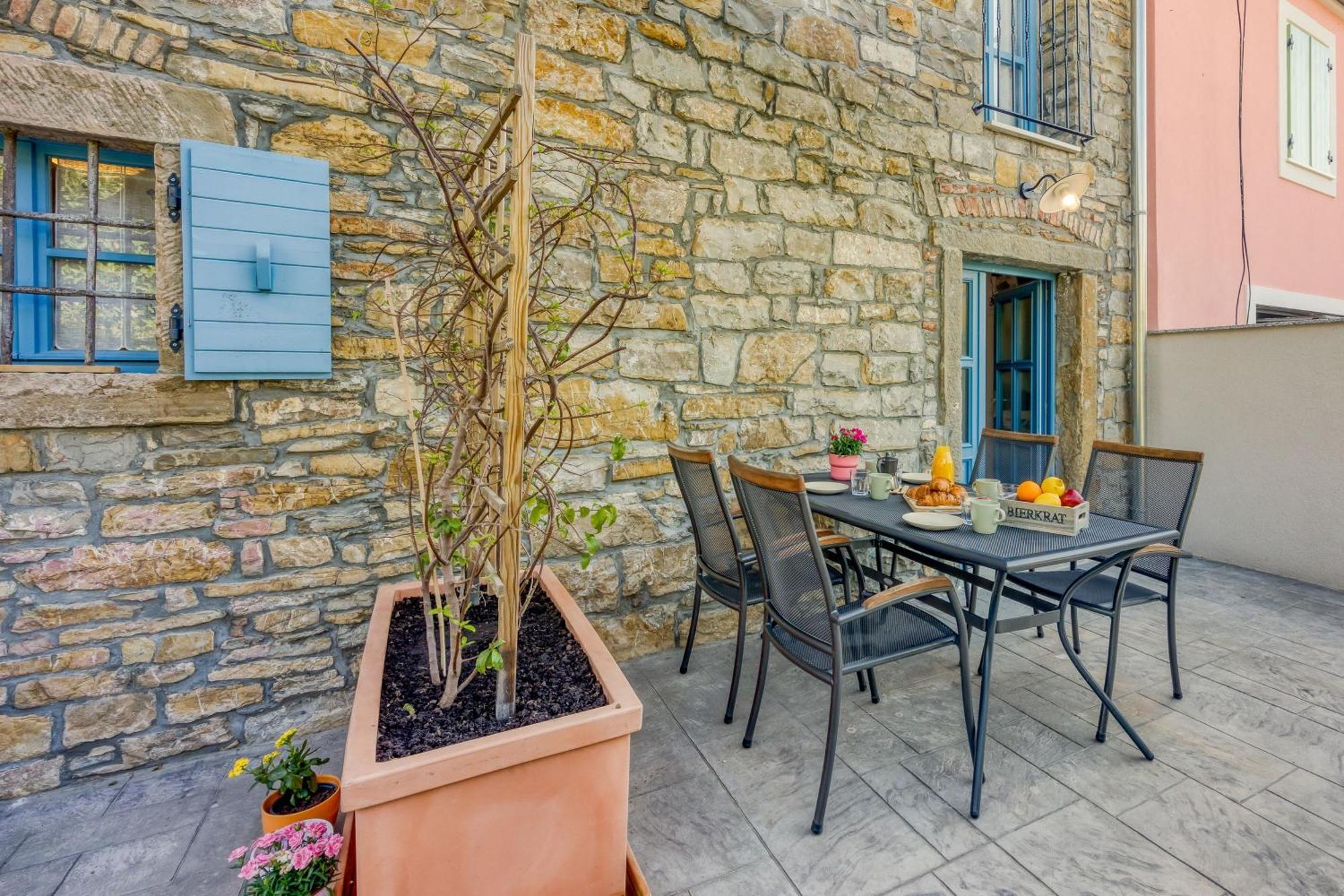 PobegiIstrian Casa Pr Marici公寓 外观 照片